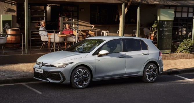 GOLF 1.5 TSI eHYBRID DSG EDITION PLUS